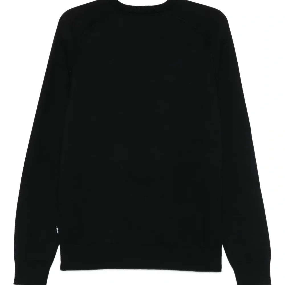 Толстовка с круглым вырезом