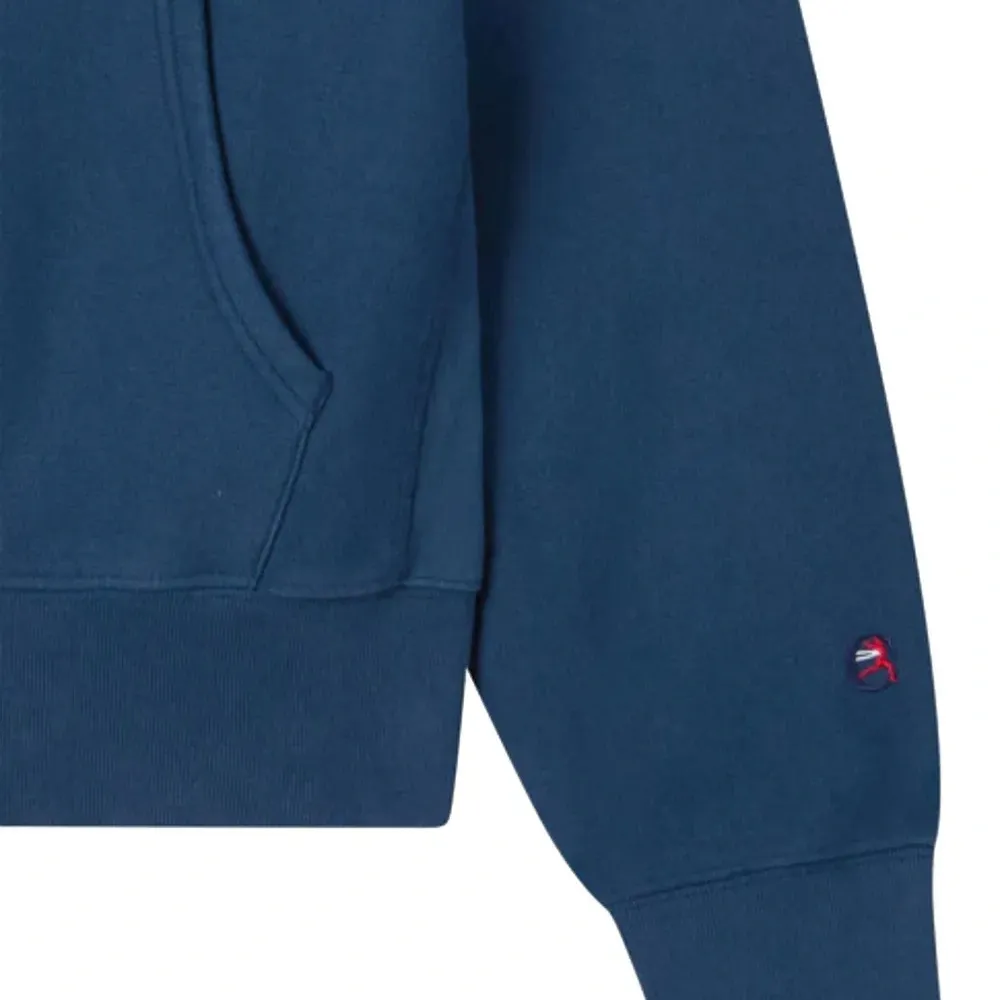 Худи с вышитым логотипом