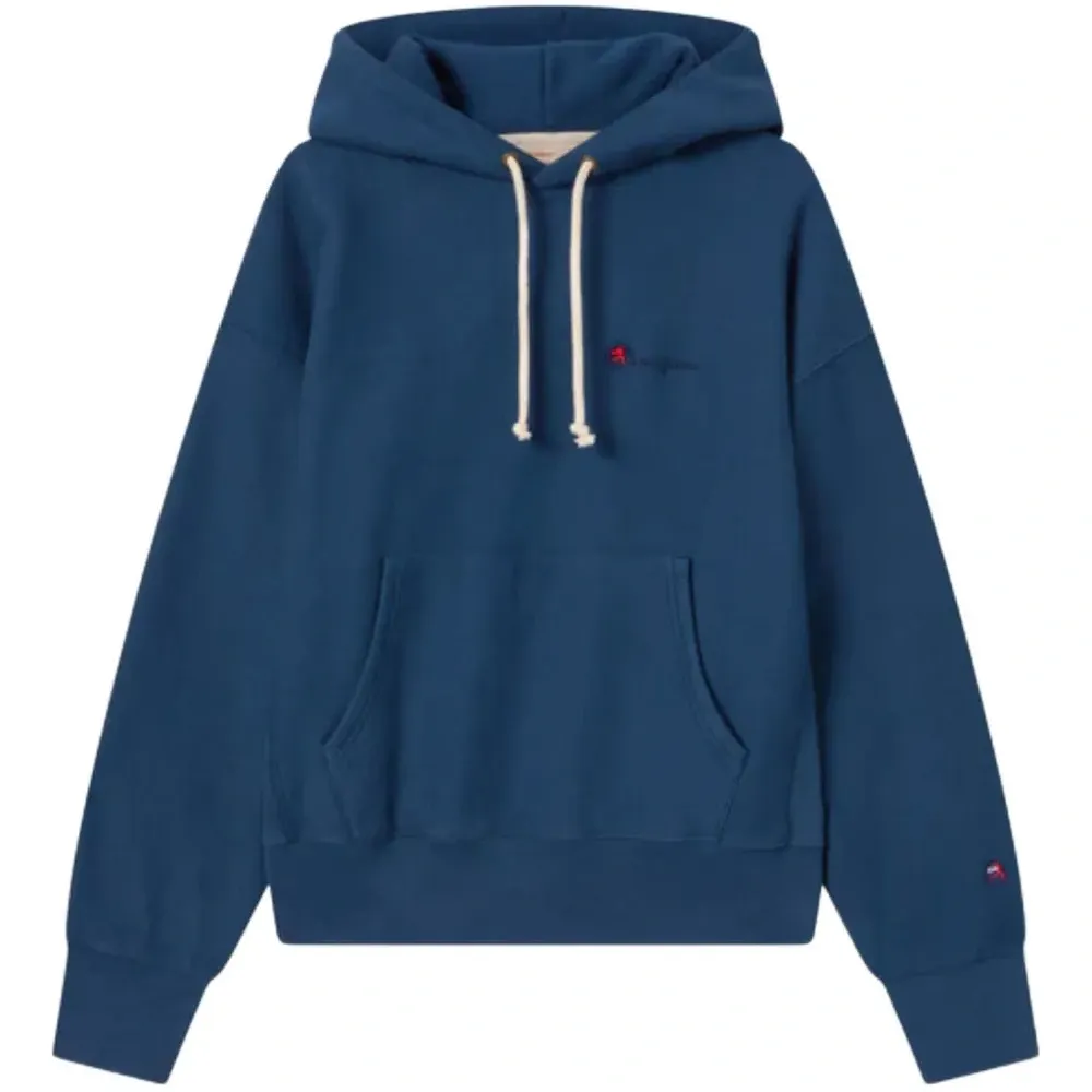 Худи с вышитым логотипом