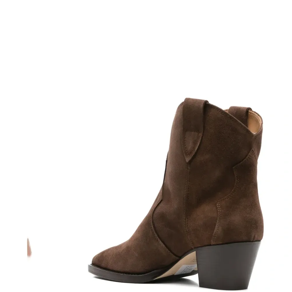 Ковбойские сапоги с заостренным носком и каблуком 50 мм Ковбойские сапоги с заостренным носком и каблуком 50 мм