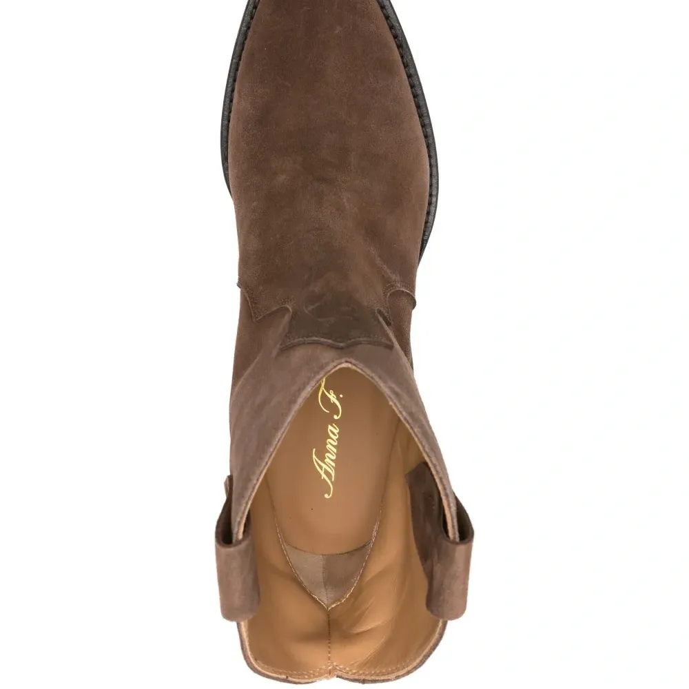 Ковбойские сапоги с заостренным носком и каблуком 50 мм Ковбойские сапоги с заостренным носком и каблуком 50 мм