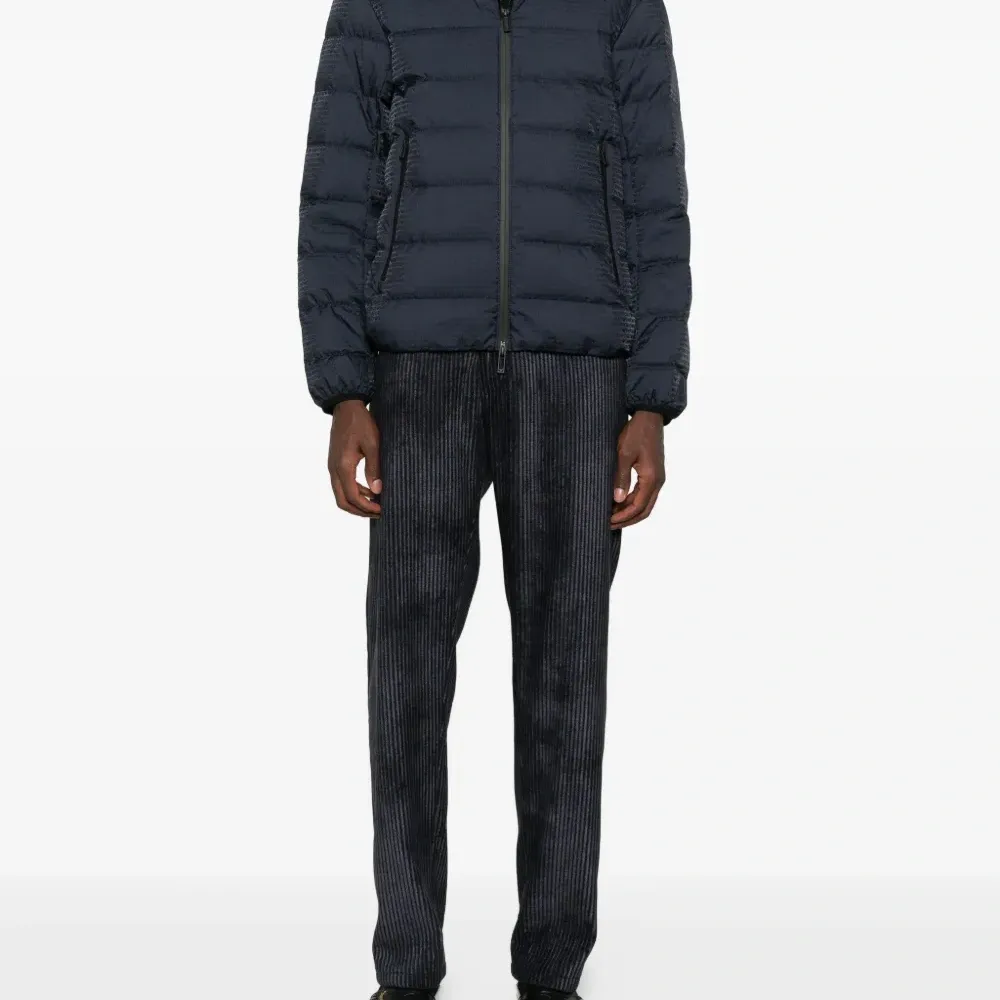 Куртка с логотипом