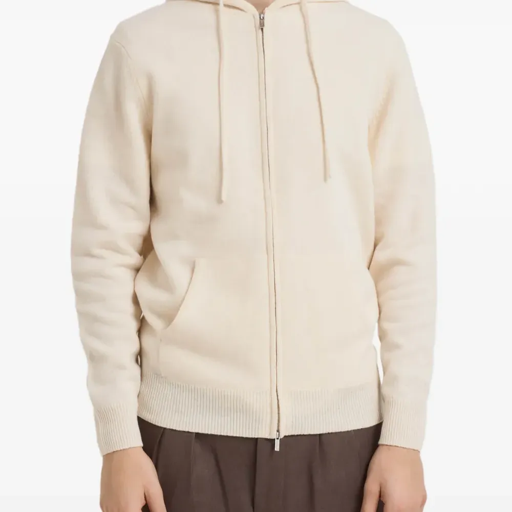 Толстовка на молнии с капюшоном