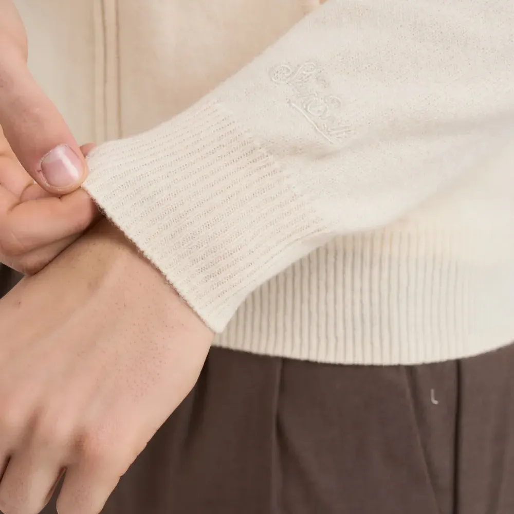 Толстовка на молнии с капюшоном