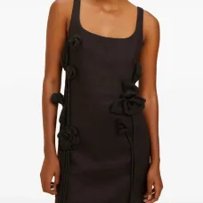 Мини-платье с цветочными аппликациями