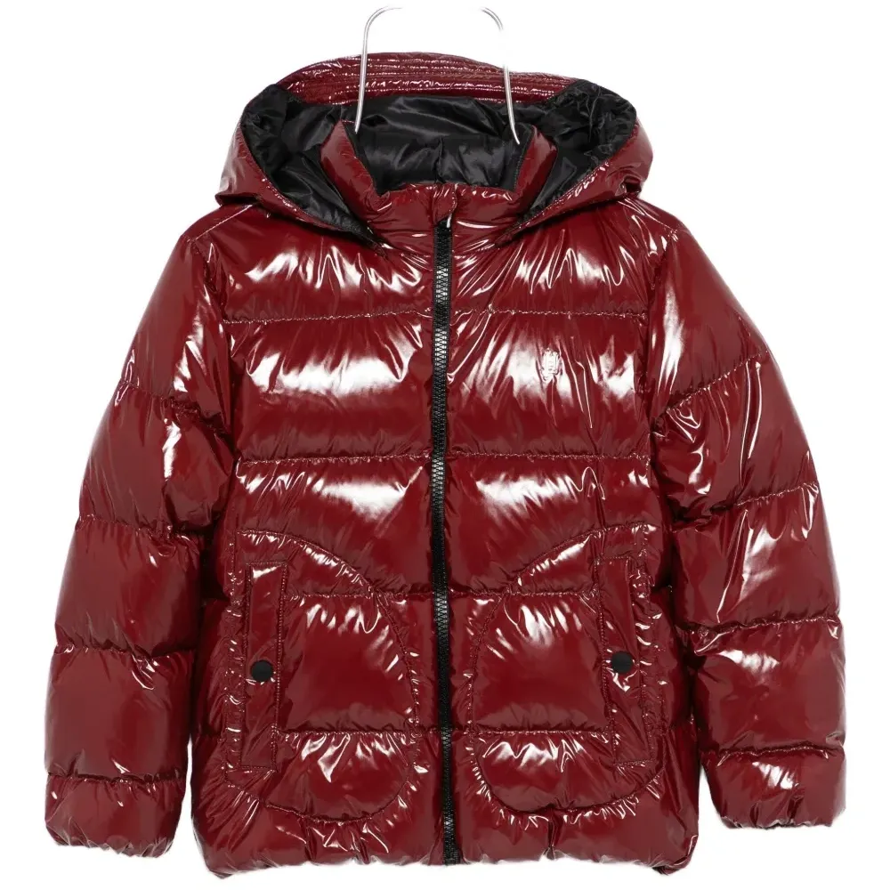 Стеганая куртка с капюшоном