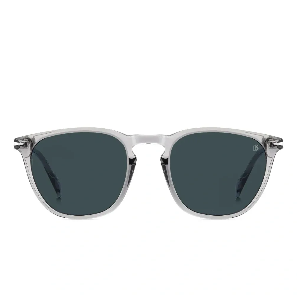 Солнечные очки в квадратной оправе Солнечные очки в квадратной оправе