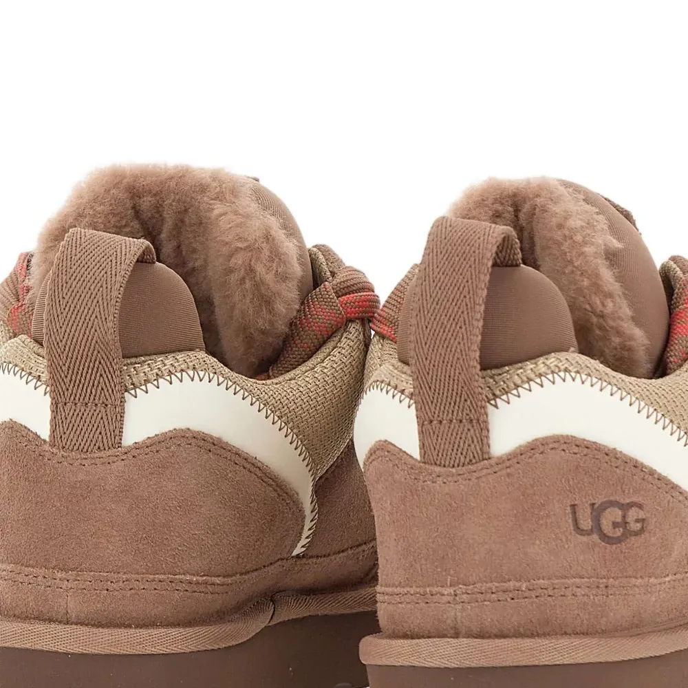 Кроссовки с пяткой из тесьмы и нашивкой с логотипом Кроссовки с пяткой из тесьмы и нашивкой с логотипом