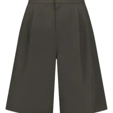 Шорты с защипами