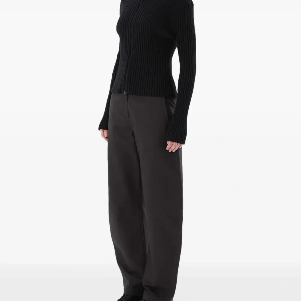 Кардиган с высоким воротником и ребристой вязкой