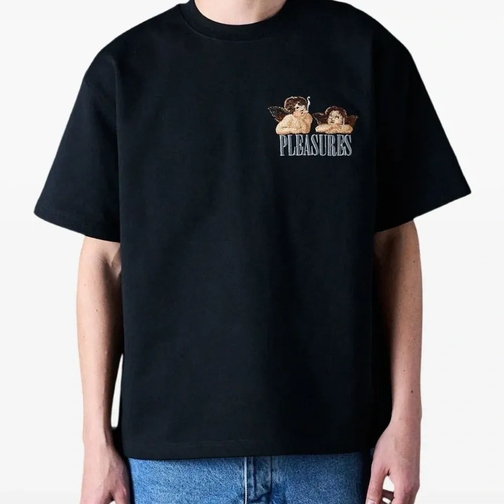 Футболка с короткими рукавами и вышивкой