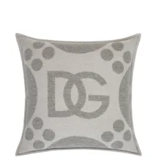 Жаккардовая подушка Жаккардовая подушка