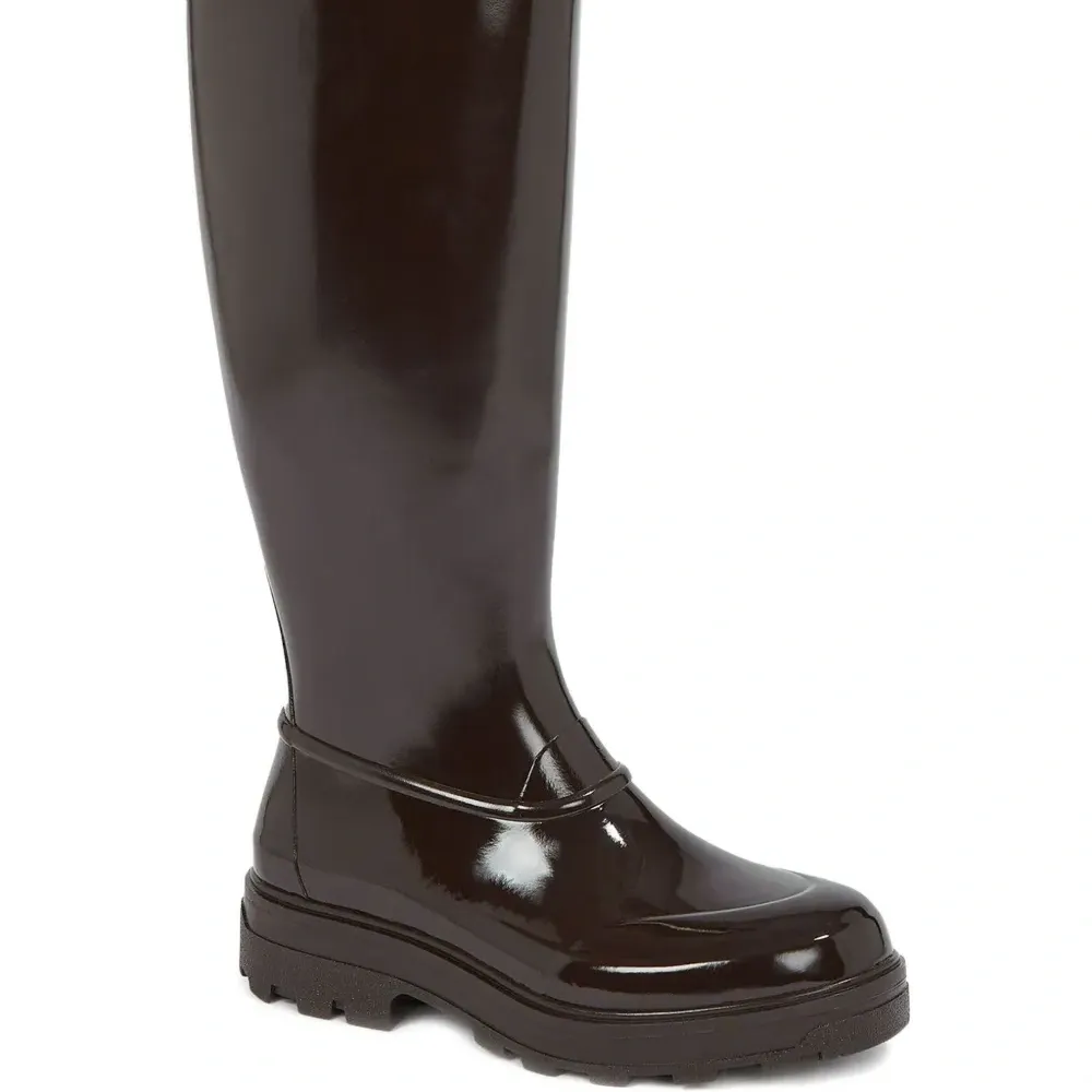 Ботинки на молнии