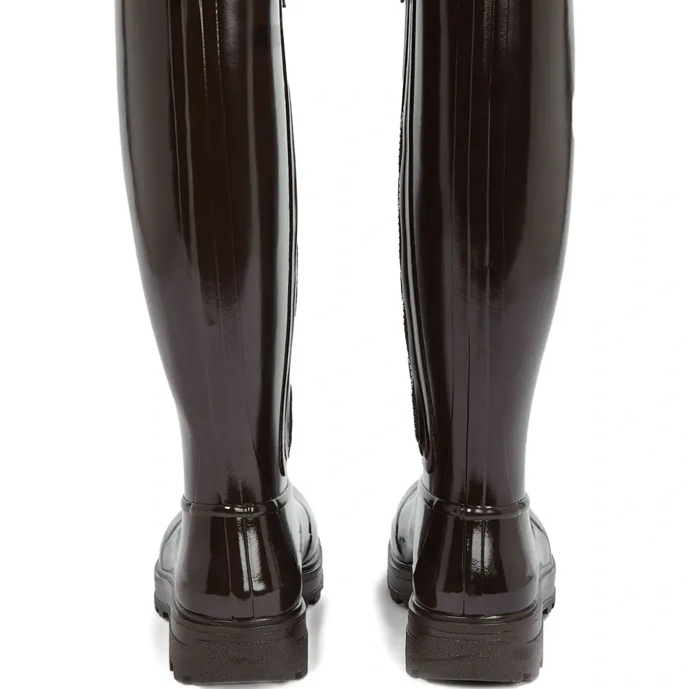 Ботинки на молнии