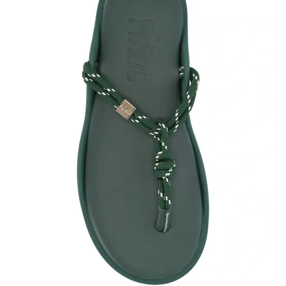 Сандалии с узлом