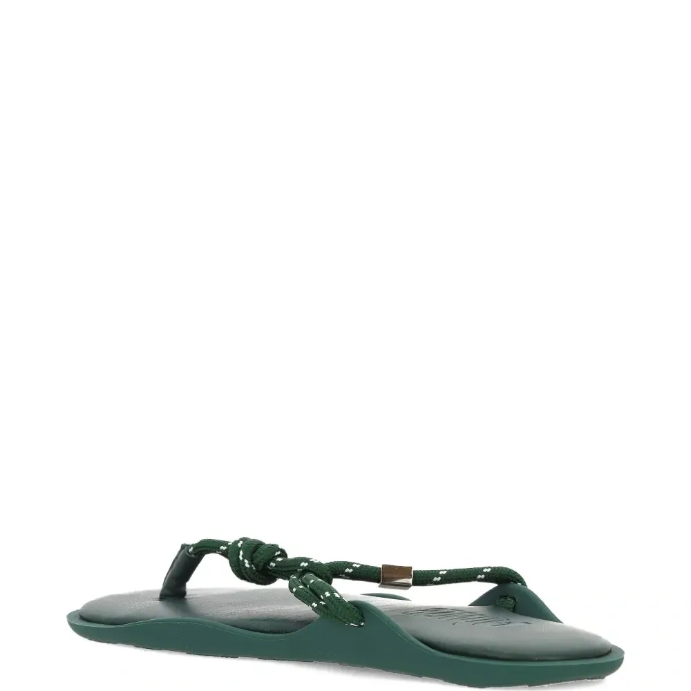 Сандалии с узлом