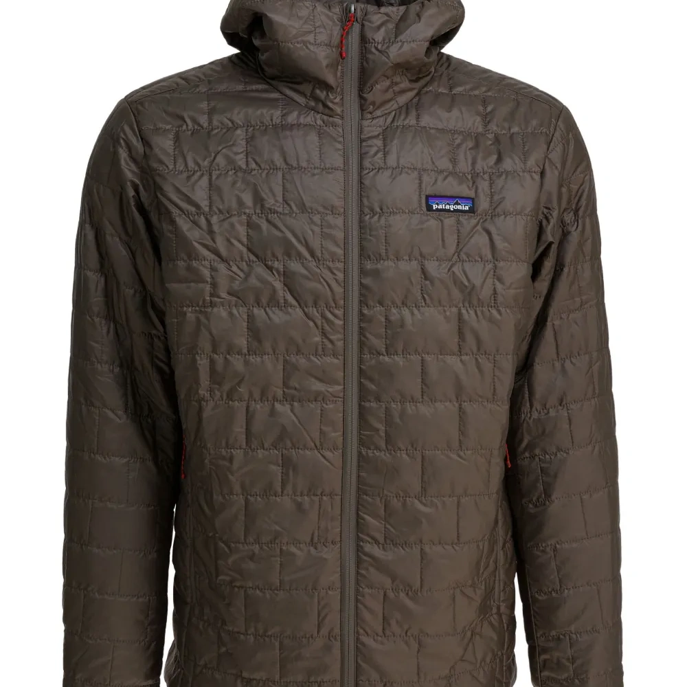 Стеганая куртка с капюшоном