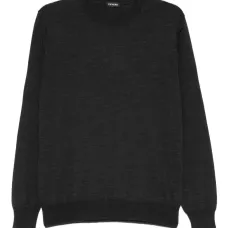 Свитер с круглым вырезом