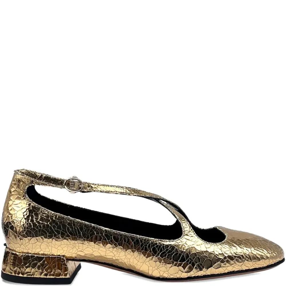 Босоножки с квадратным носком и ремешками Two for Love, каблук 25 мм Босоножки с квадратным носком и ремешками Two for Love, каблук 25 мм