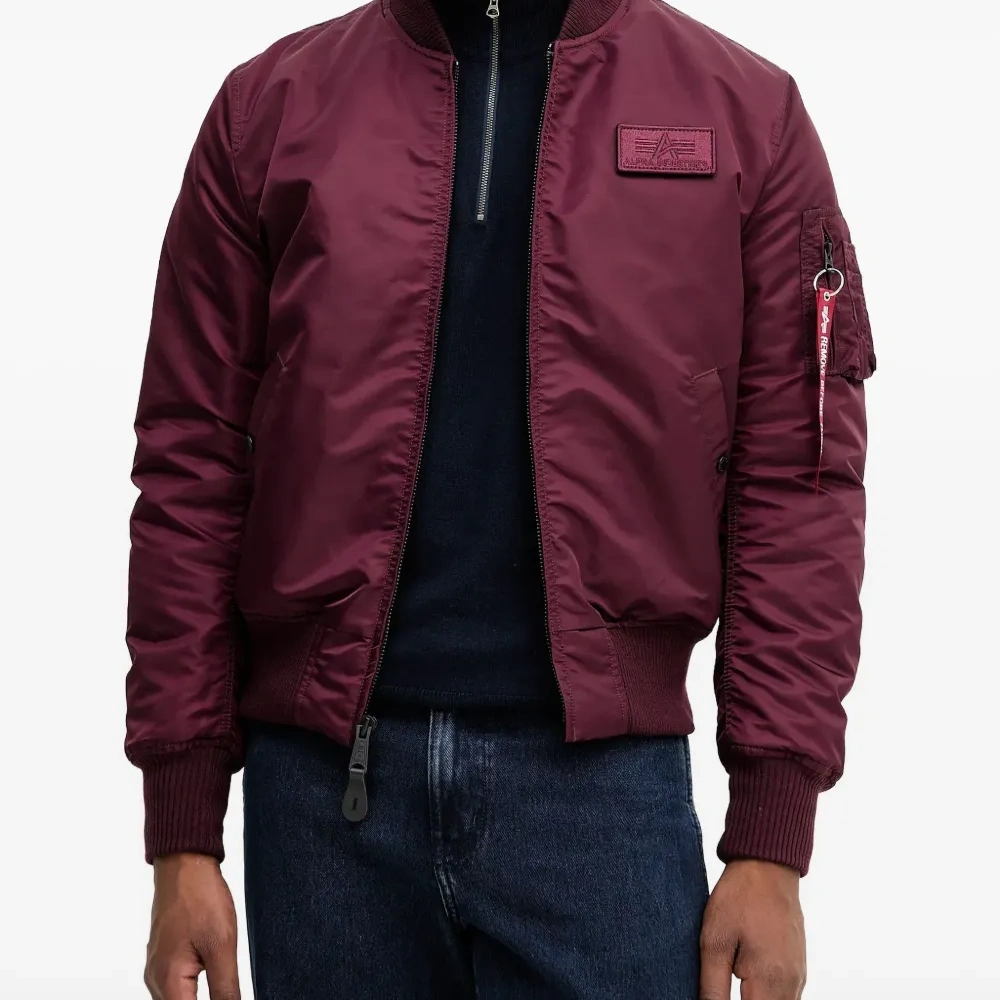 Бомбер MA-1 D-Tec с капюшоном