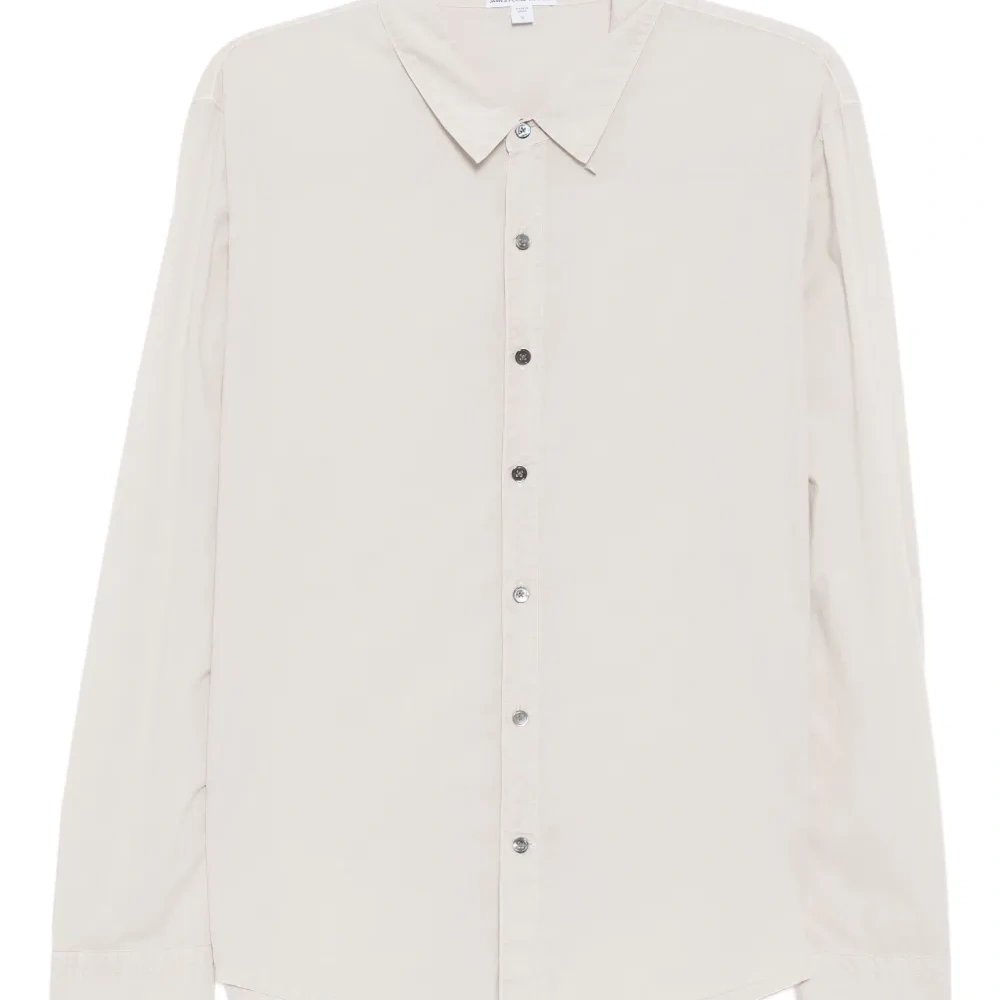 Рубашка на пуговицах