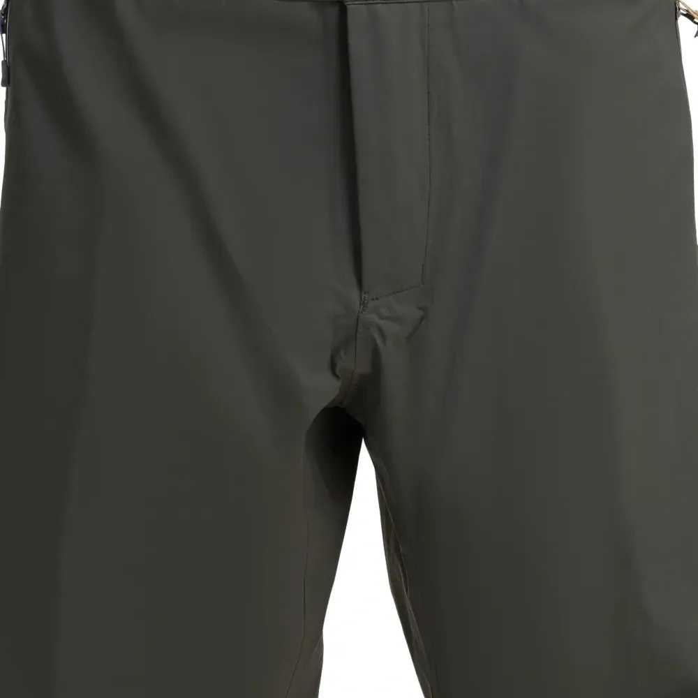 Брюки на молнии