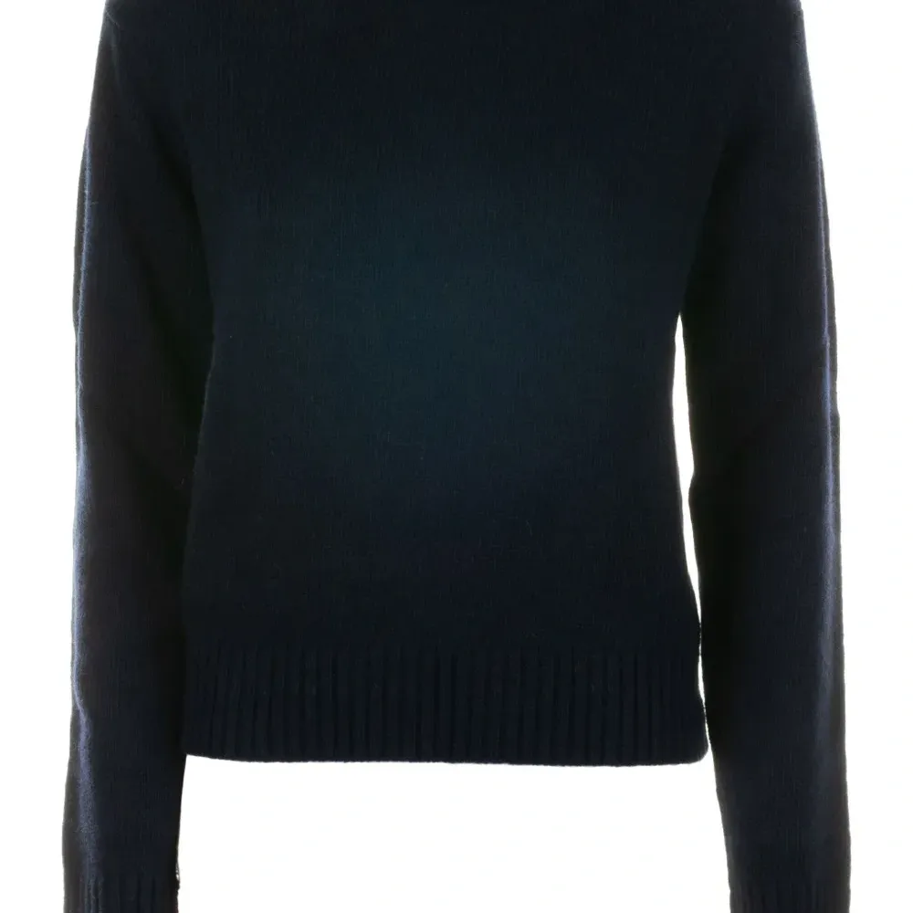 Кашемировый свитер в рубчик