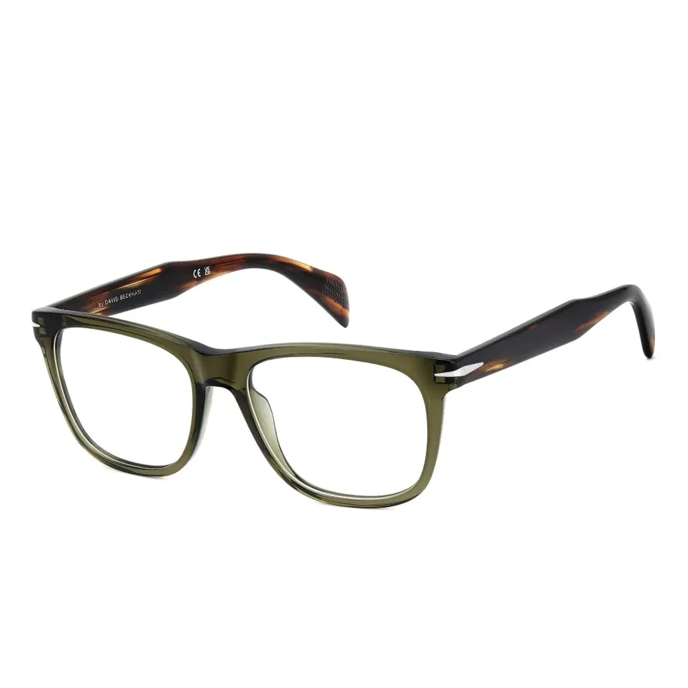 Очки в квадратной оправе