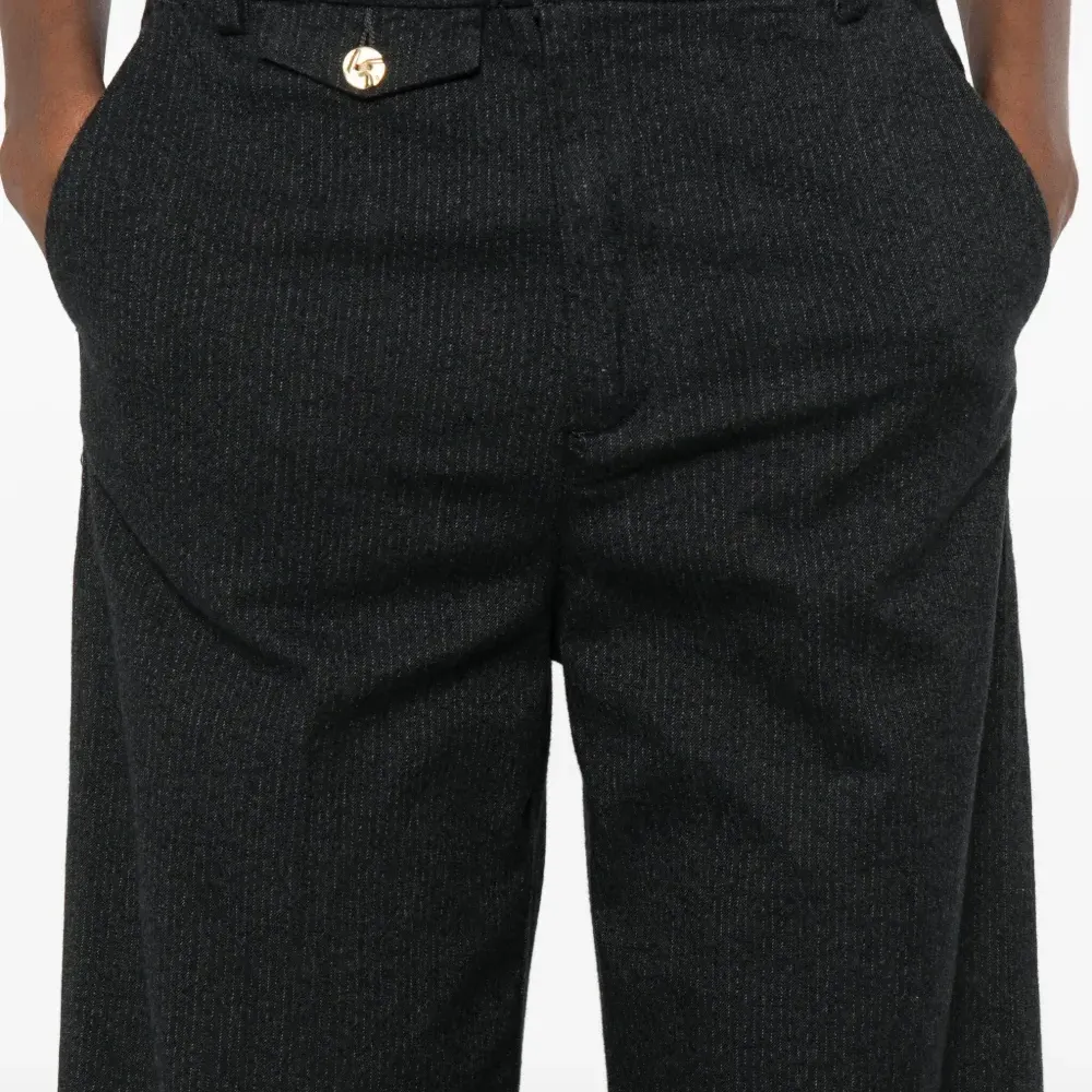 Брюки со складками