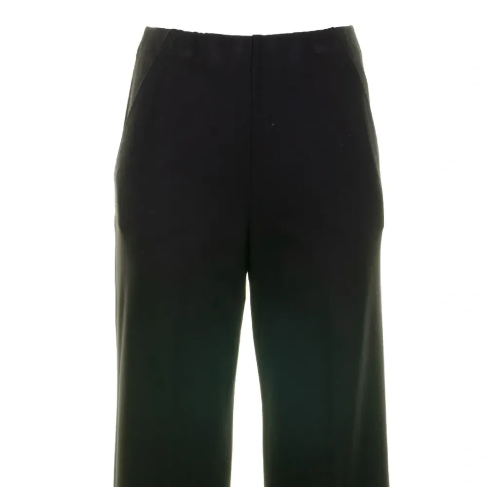 Брюки с карманами