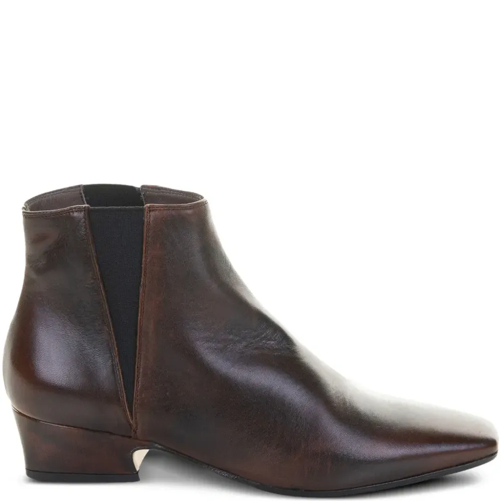 Ботинки челси с квадратным носком