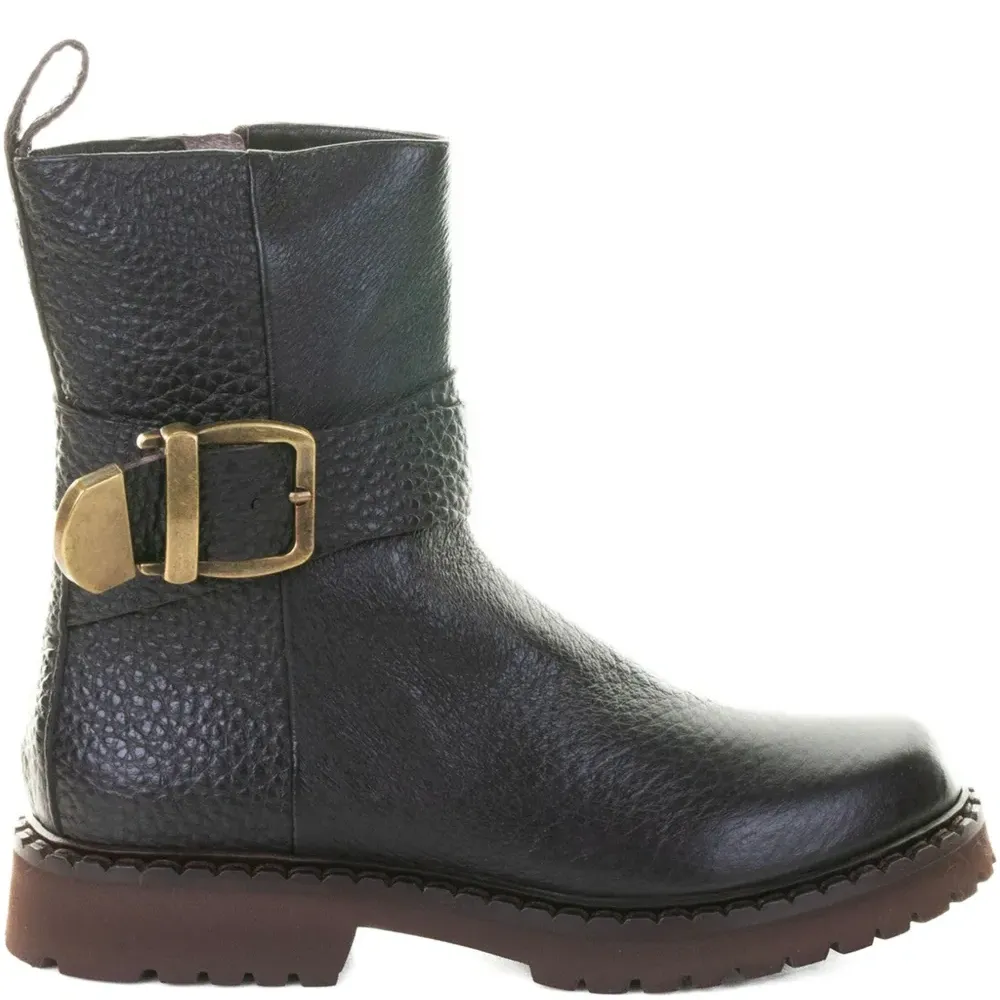 Ботильоны с пряжкой