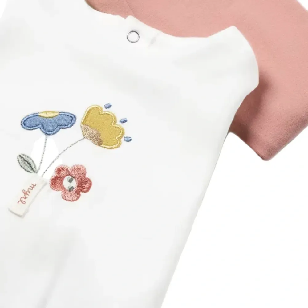 Комплект из трёх предметов: брюки с эластичной талией и длинными рукавами Комплект из трёх предметов: брюки с эластичной талией и длинными рукавами