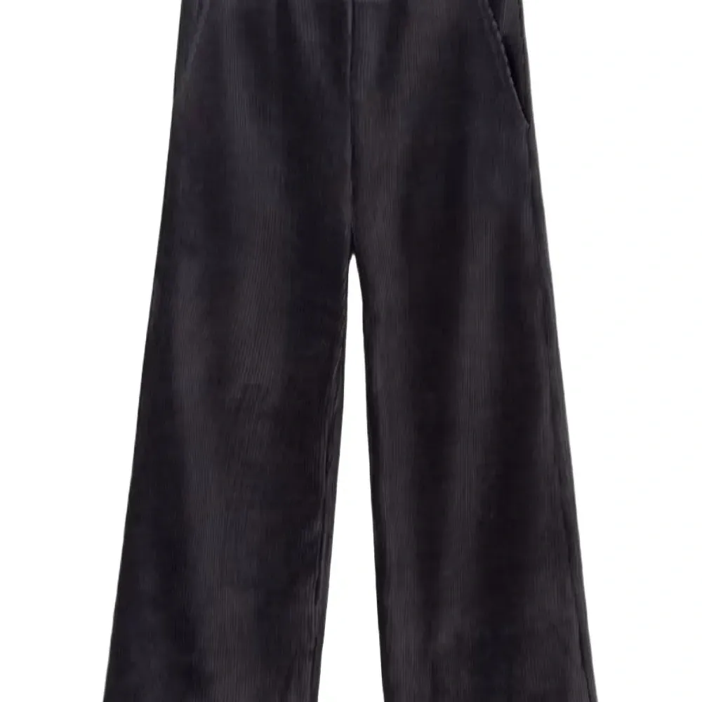 Клёшевые брюки с текстурой вельвета