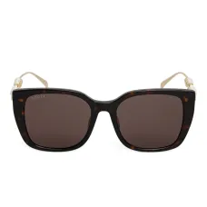 Солнцезащитные очки в квадратной оправе Солнцезащитные очки в квадратной оправе