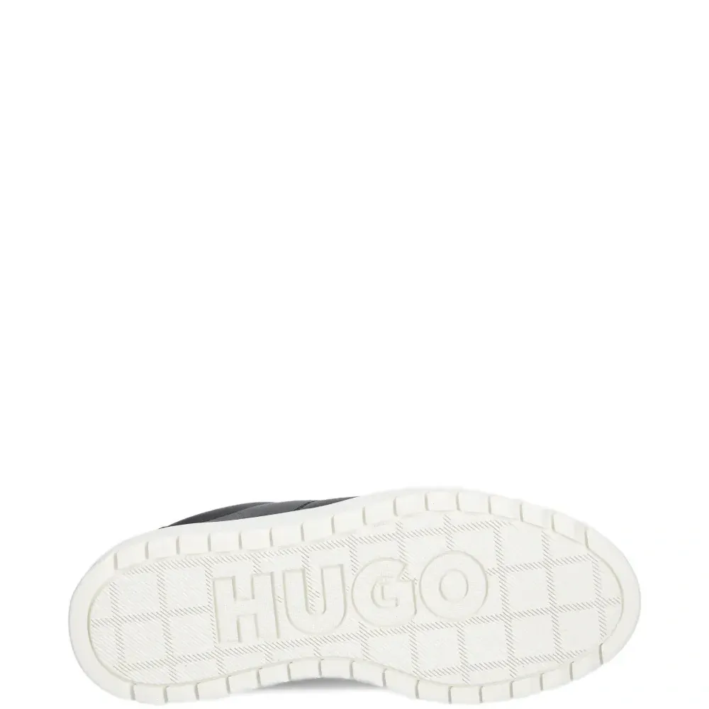 Кроссовки на шнуровке