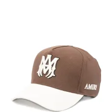 Бейсболка с вышитым логотипом Бейсболка с вышитым логотипом