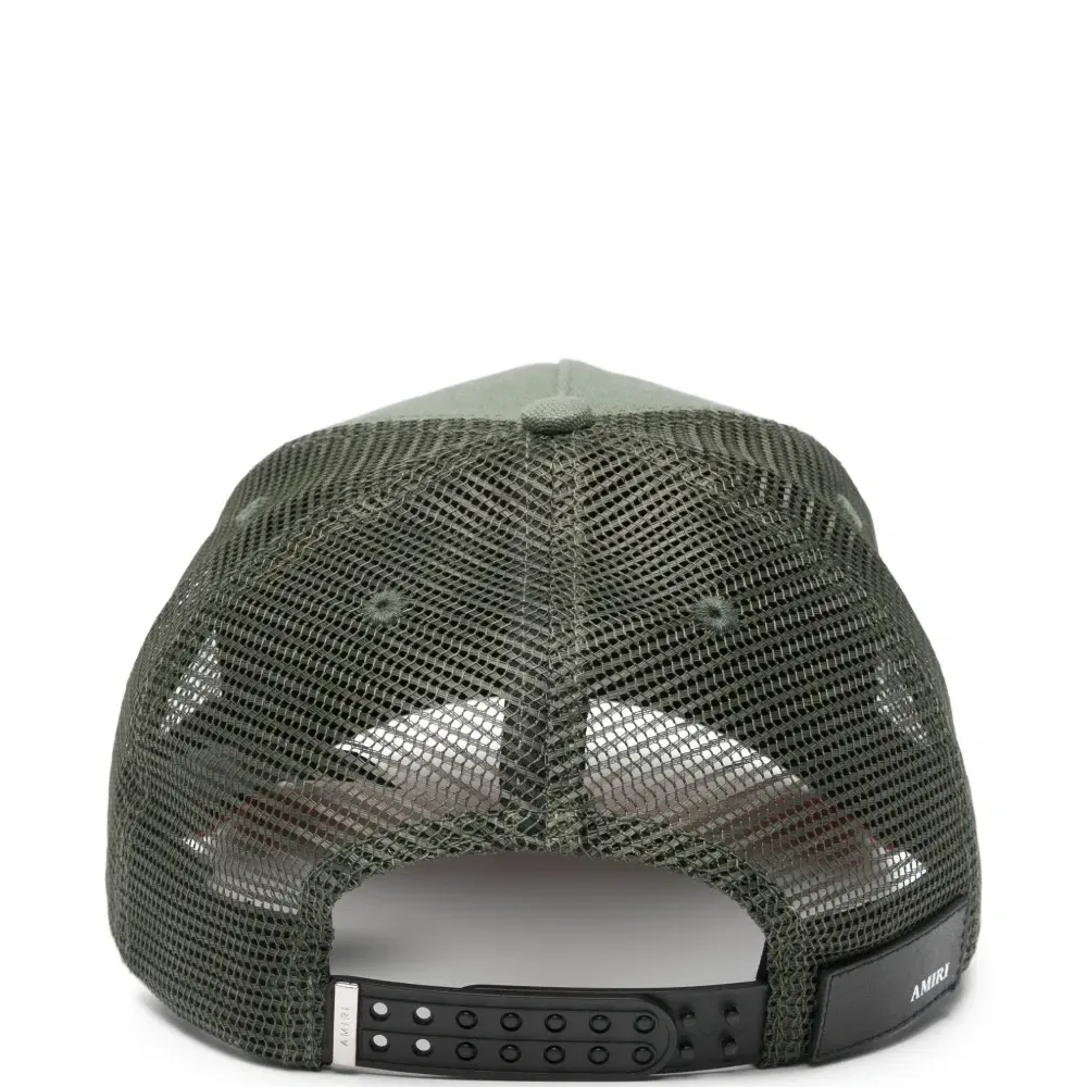 Бейсболка с вышитым логотипом