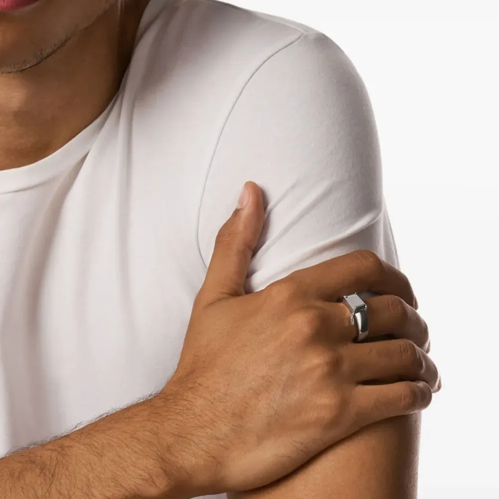 Серебряное кольцо