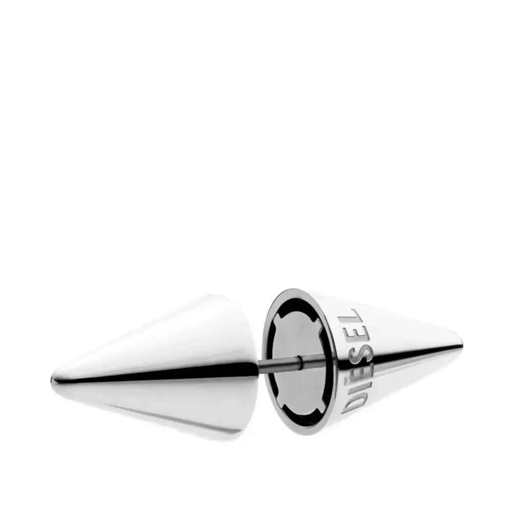 Серьга с шипованной отделкой