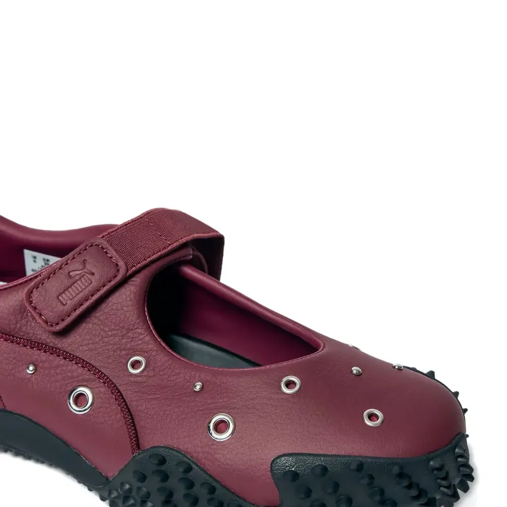 Кроссовки Mostro Fey с заклепками