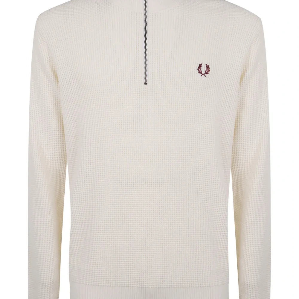 Фактурный свитер с воротником на молнии