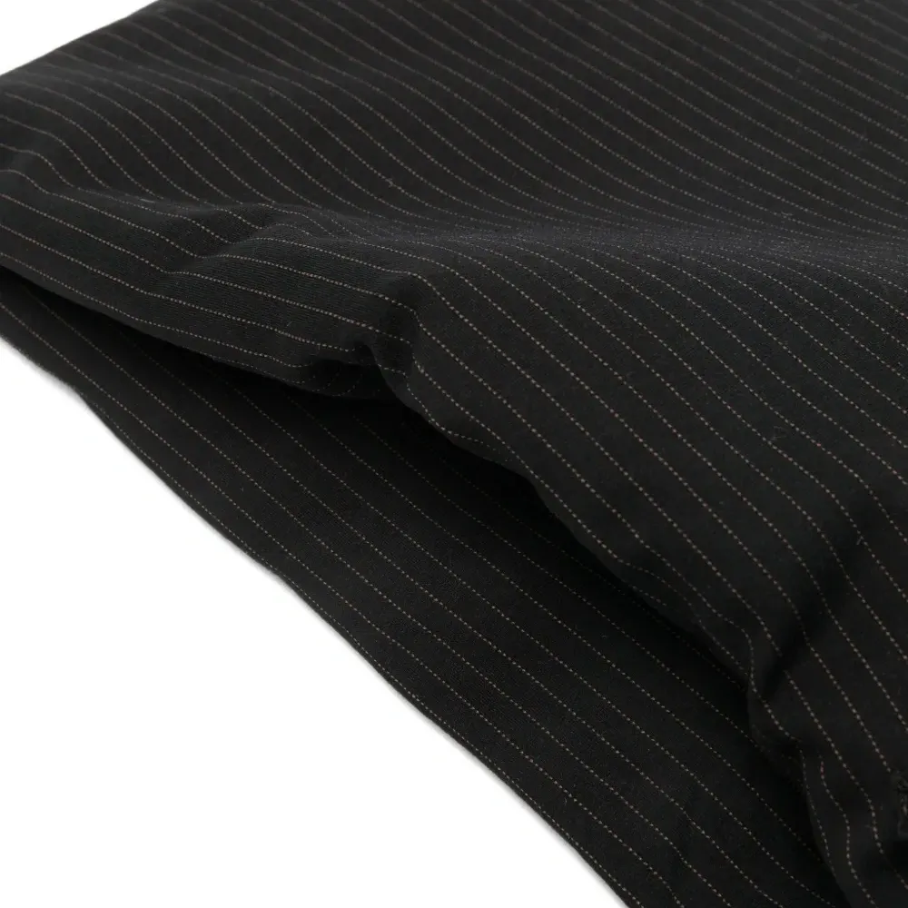 Капюшон в тонкую полоску