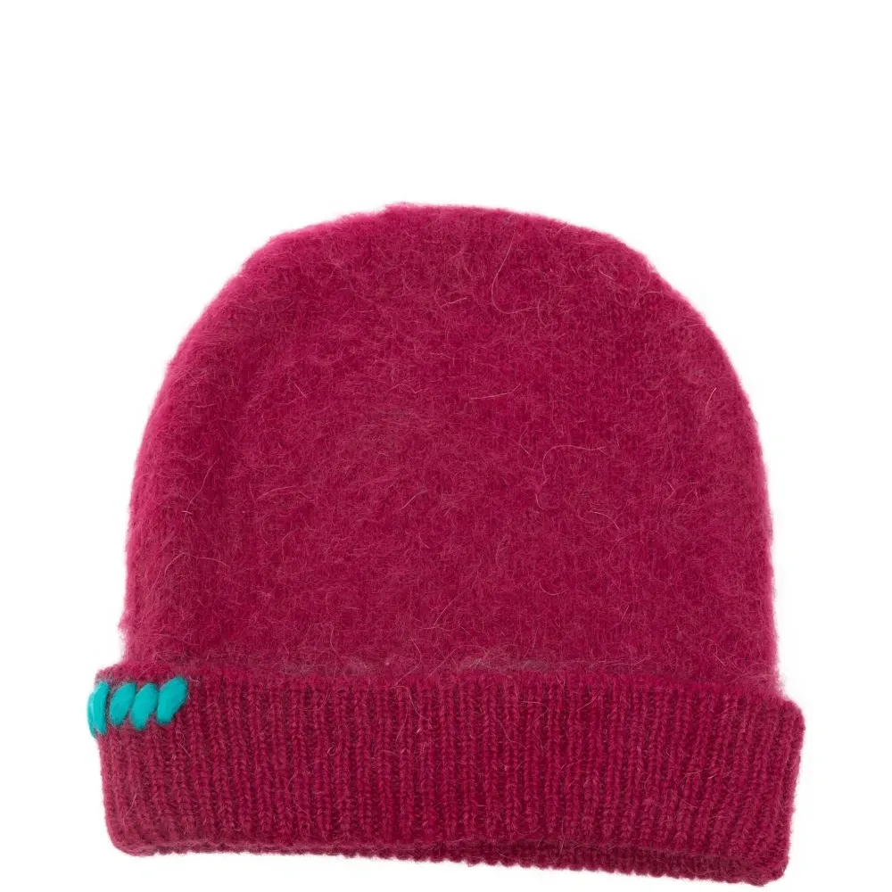 Вязаная шапка из мохера