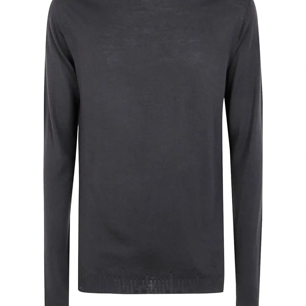 Топ с длинными рукавами