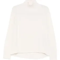 Джемпер из тонкой вязки