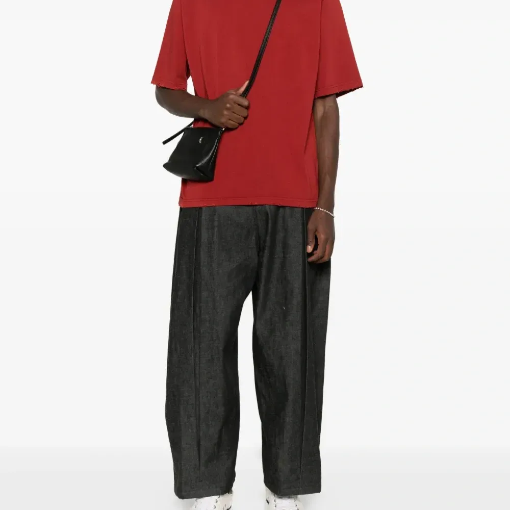 Футболка с необработанным краем