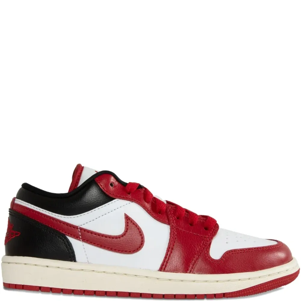 Кроссовки Air Jordan 1 Low