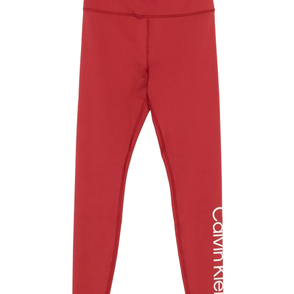 Легинсы с логотипом