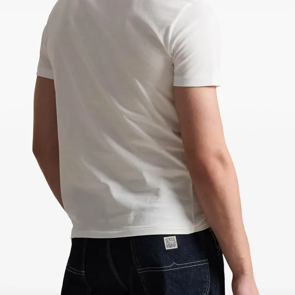 Футболка с графичным принтом